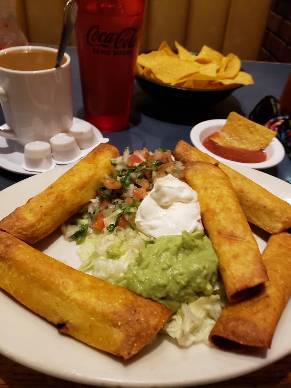 Menu page with bowls, nachos, and burritos